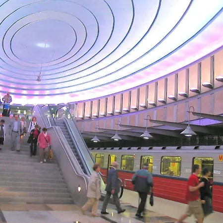 Apartment Metro Plac Wilsona *