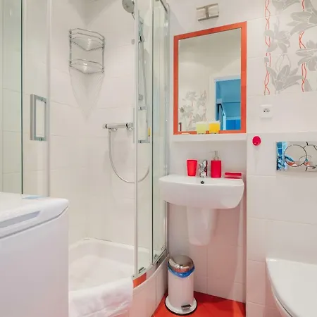 Metro Plac Wilsona Apartment